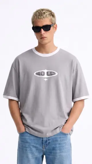 Remera Bold